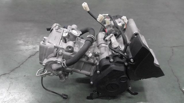 XSR155　MLERG634111001xxx　の　エンジン:#1780982633
