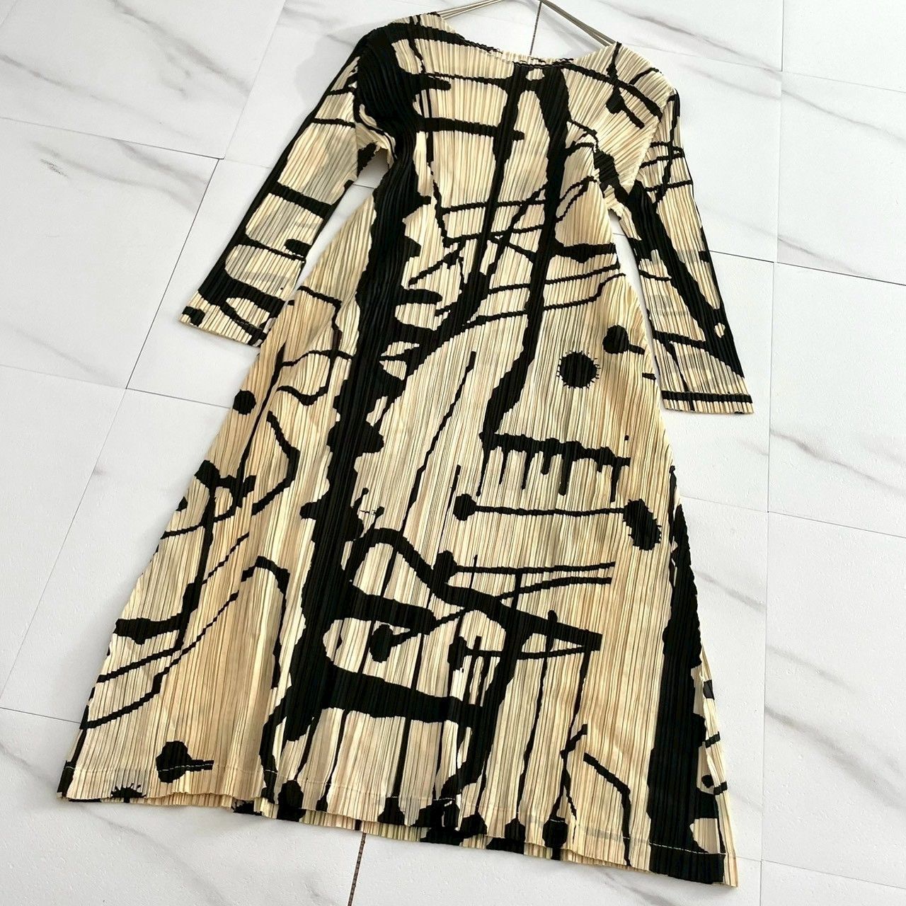 ISSEY MIYAKE 2011ss プリーツ ロングワンピース 総柄 フレア 美品✨PLEATS PLEASE ISSEY MIYAKE プリーツプリーズイッセイミヤケ