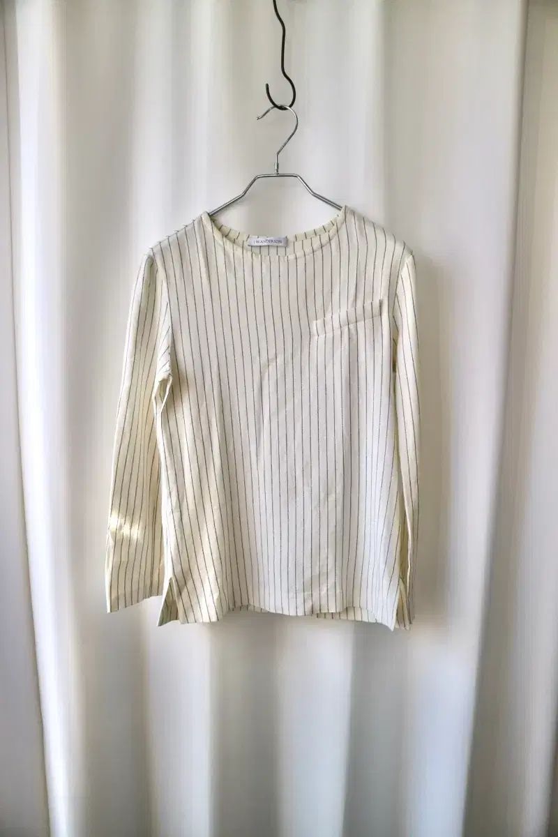JW Anderson ジョナサン・アンド・キンロックアンダーソン ストライプ ロングスリーブTシャツ