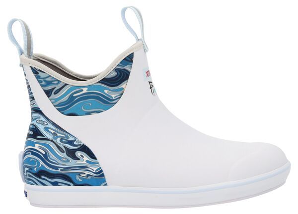 エクストラタフ レディース シューズ スニーカー アンクル ブーツ Xtratuf Womens 6 Ankle Deck Boot WhiteFishe Waters ホワイト