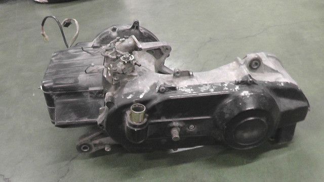 アドレスV100　CE11A-281xxx　の　エンジン:#1781053665