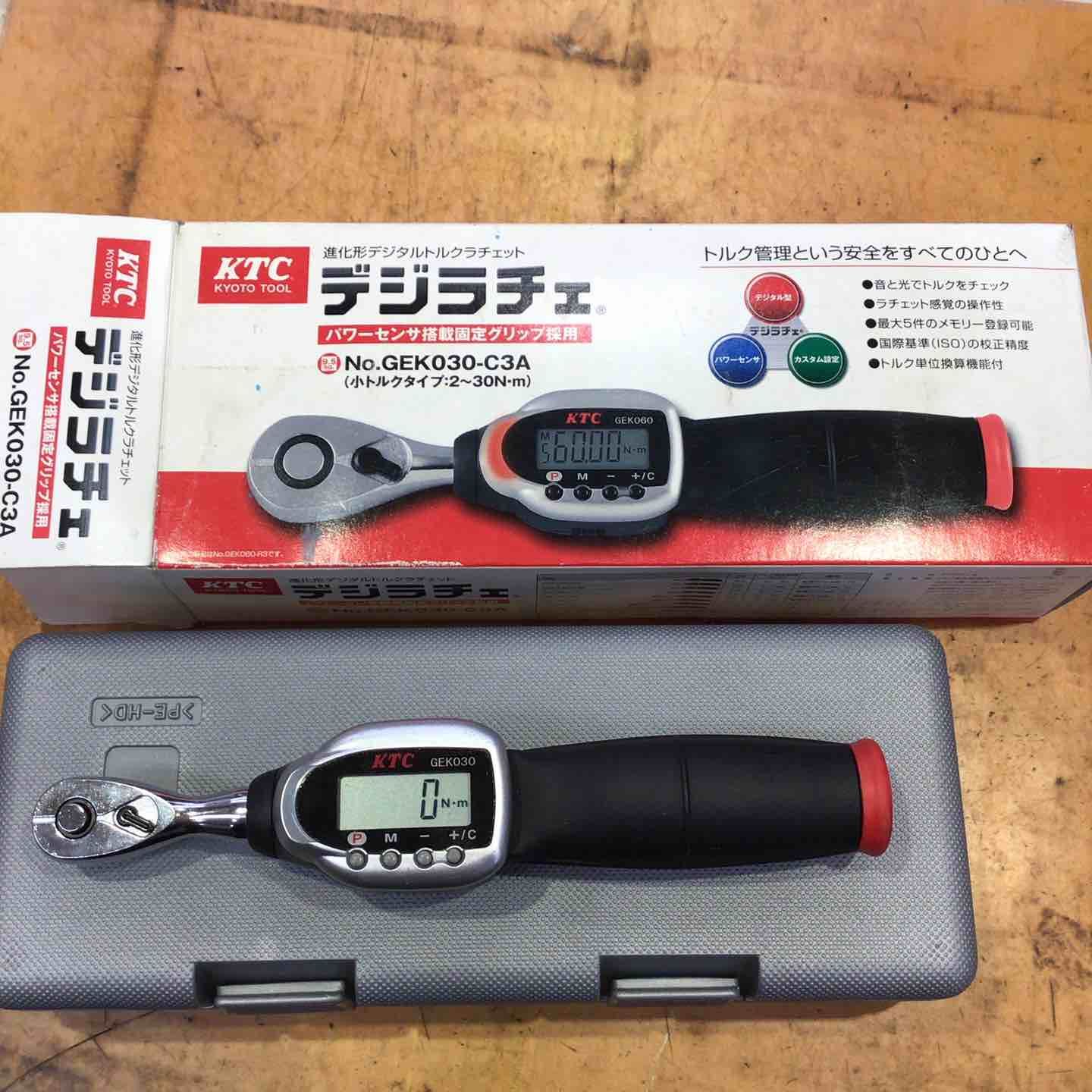 ◇KTC(京都機械工具) デジラチェ 【9.5sq】 小トルクタイプ GEK030-C3A【町田店】