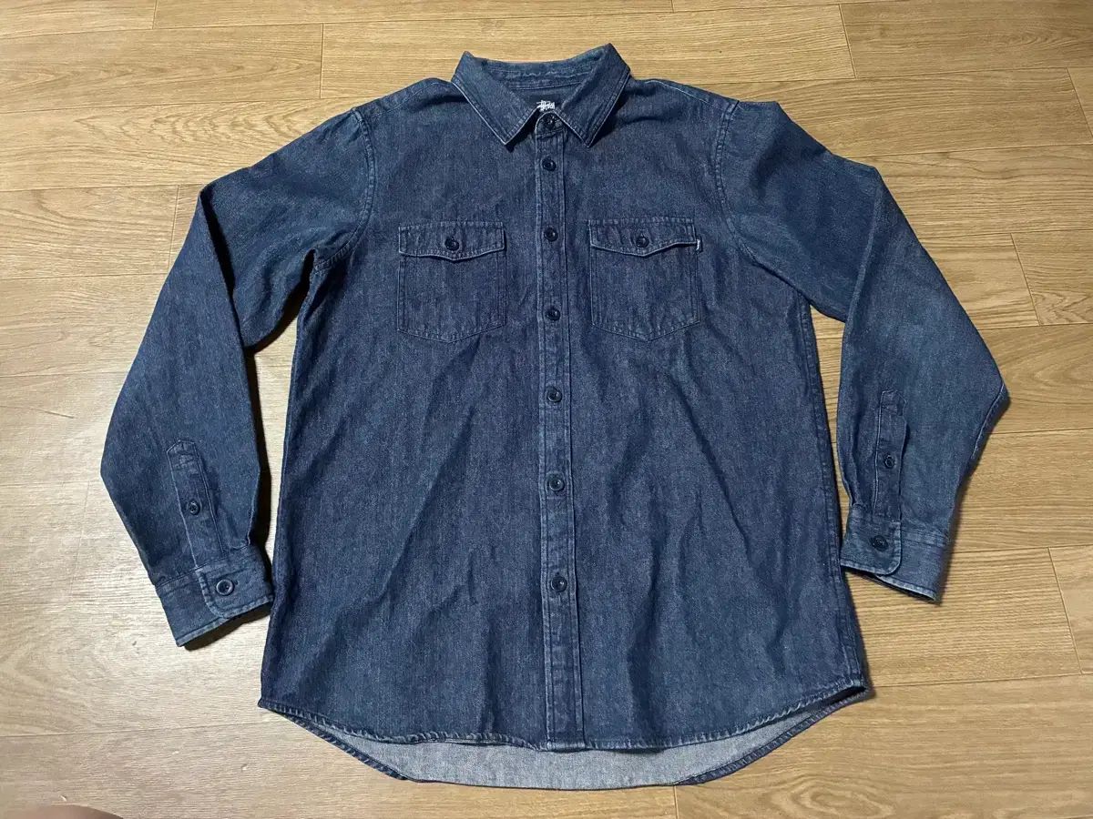 M) STUSSY 生デニム シャツ
