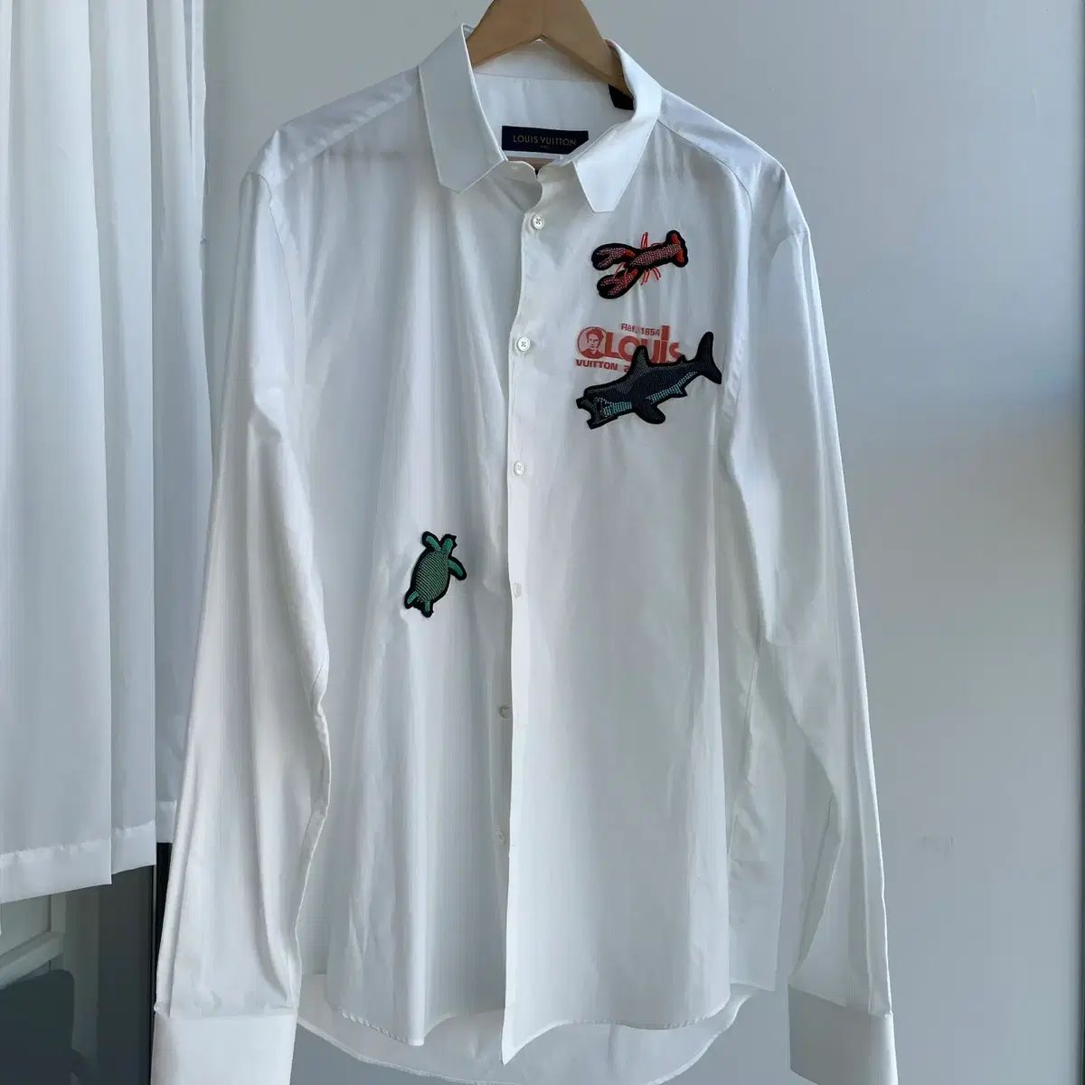 Vuitton Louis - T-Shirt ルイヴィトン LVリーフプリントシルクシャツ 