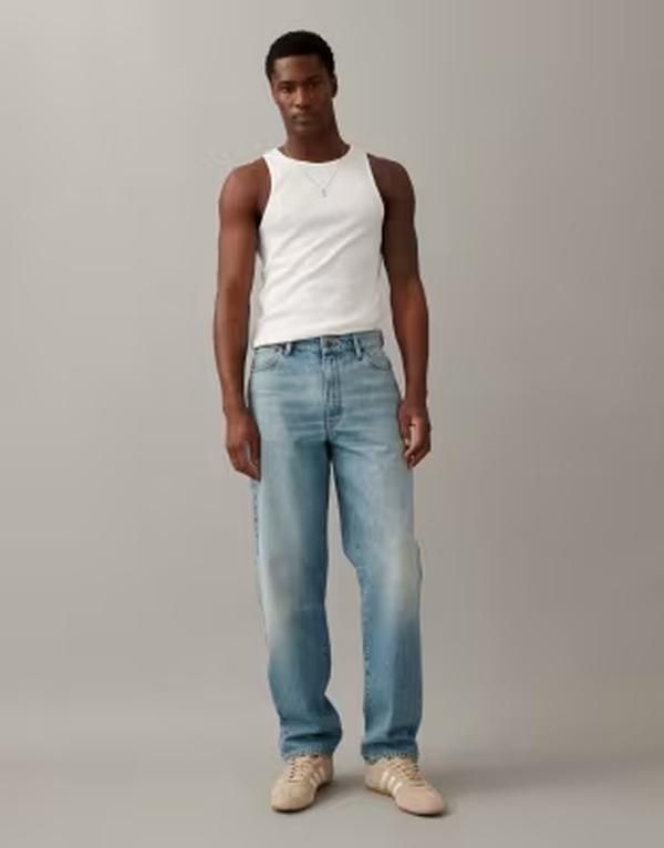 エイソス メンズ ボトムス デニムパンツ ジーンズ ASOS DESIGN straight jeans in mid wash Mid wash blue ブルー