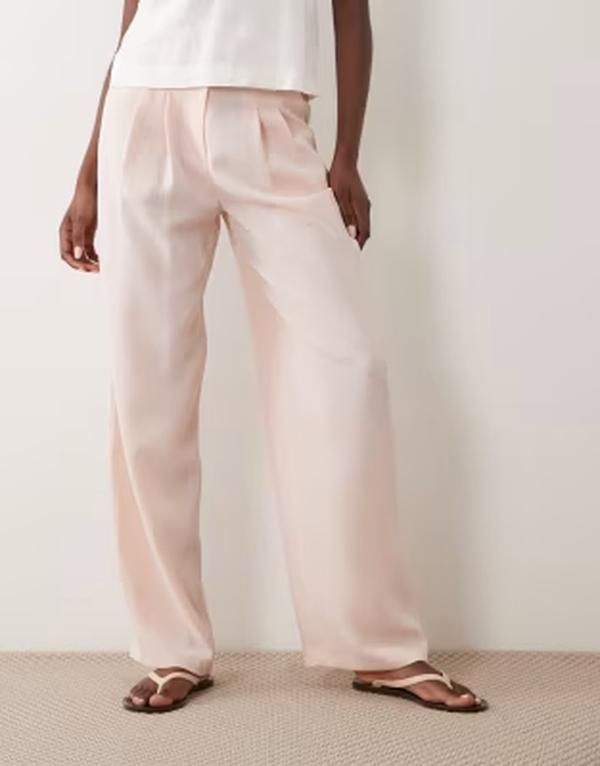 ミスセルフフリッジ レディース ボトムス カジュアルパンツ ワイドレッグ Misselfridge tailored wide leg pants in pale pink ピンク