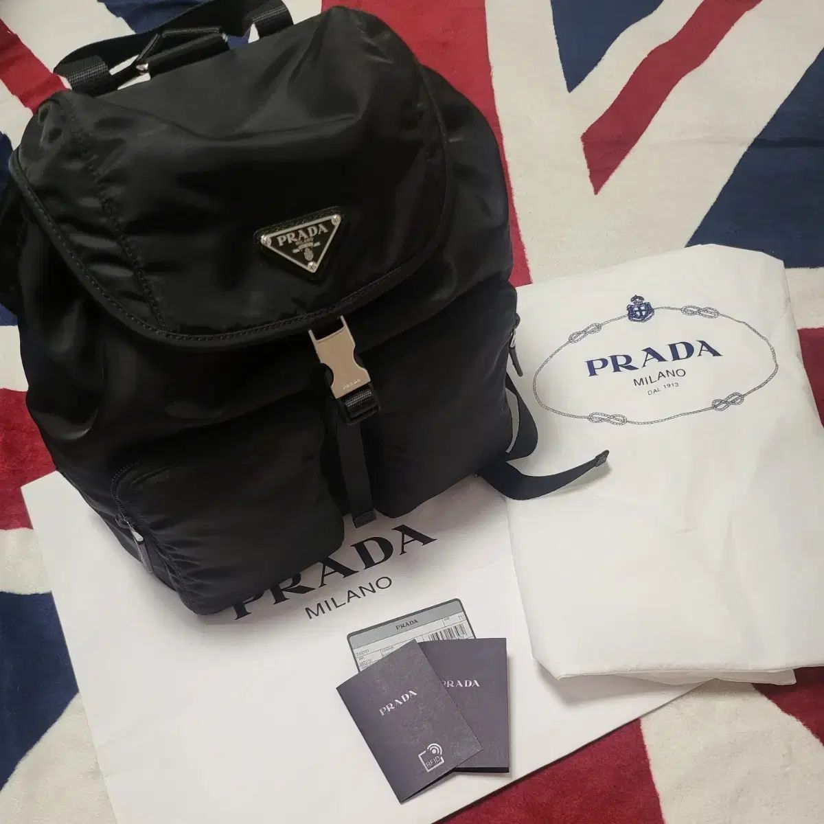 PRADA リナイロン バックパック 1BZ070