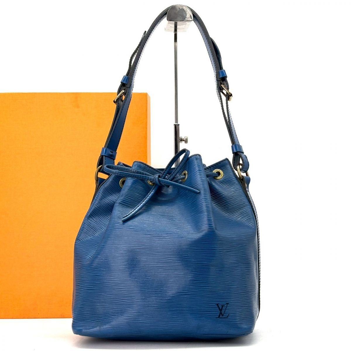 青が語る悠然】 LOUIS VUITTON エピ プチノエ 巾着ショルダーバッグ