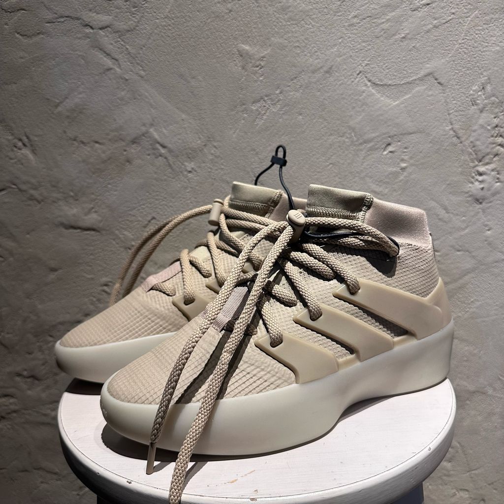 adidas × FEAR OF GOD アディダス フィアオブゴッド Basketball 1