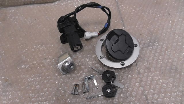ジクサーSF250　ED22B-104xxx　の　キーセット:#1781228836