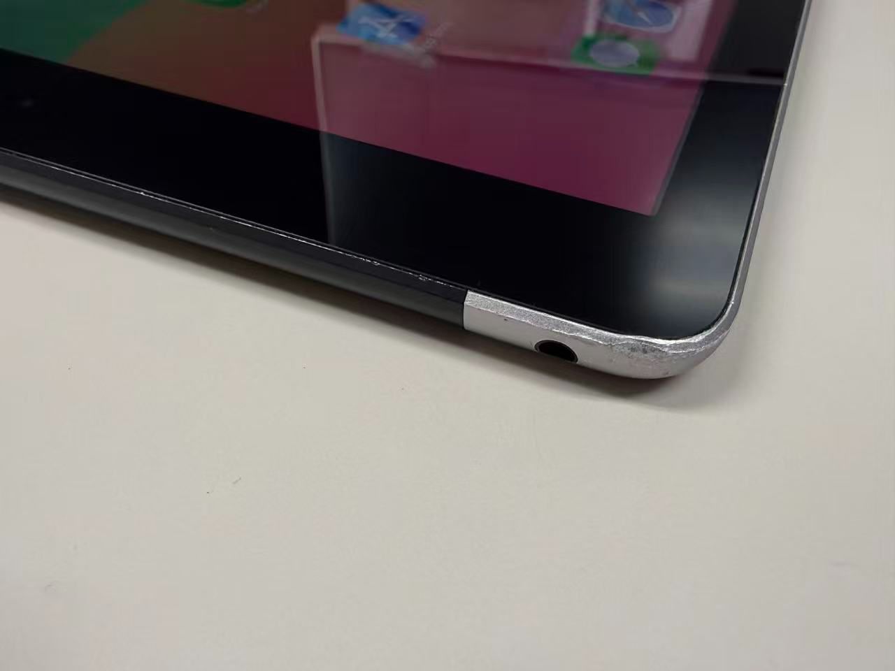 iPad 第6世代 32GB スペースグレイ SIMフリー 訳あり - メルカリ