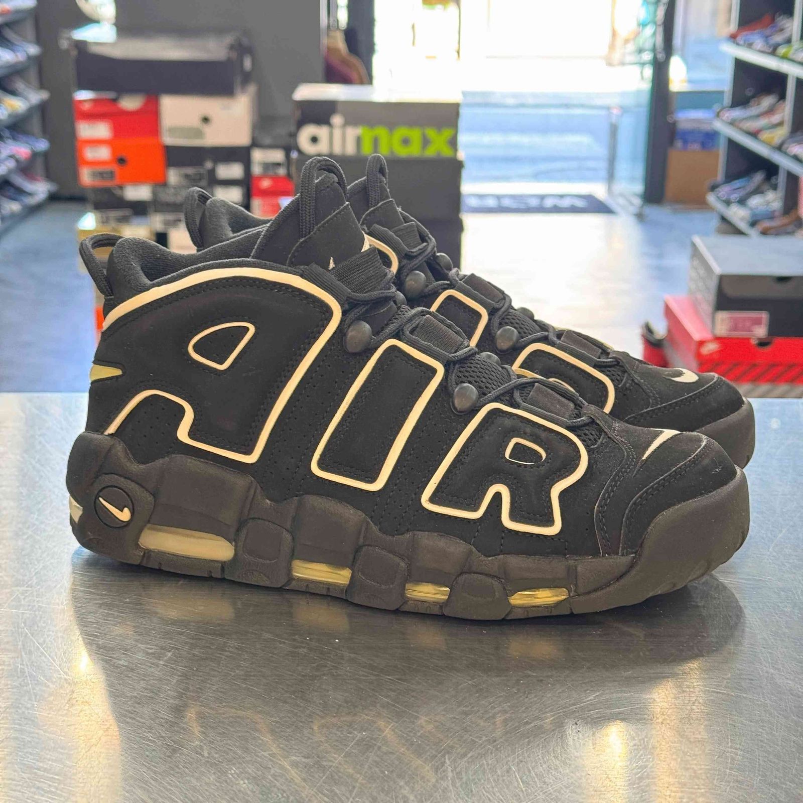【US9.5】 NIKE AIR MORE UPTEMPO 414962-002 【中古】 箱有