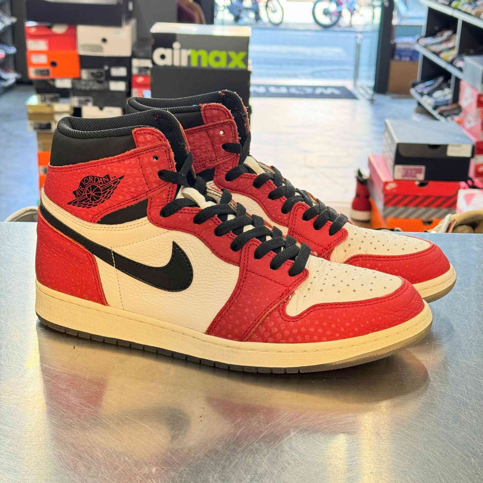 【US12】 AIR JORDAN 1 RETRO HIGH OG 555088-602 【中古】 箱有