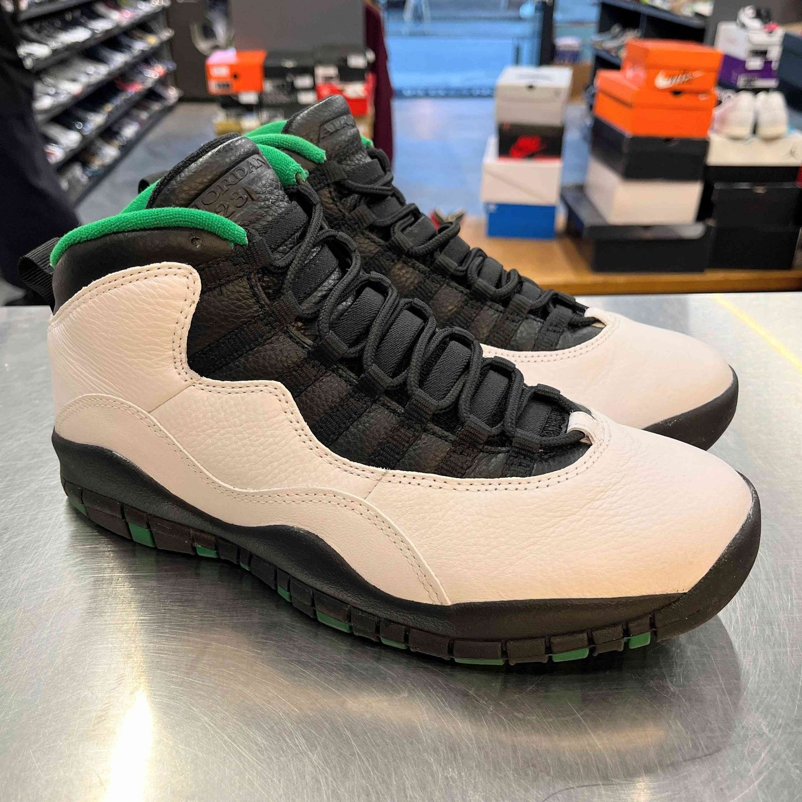 【US9.5】 AIR JORDAN 10 RETRO 310805-137 【中古】 箱有