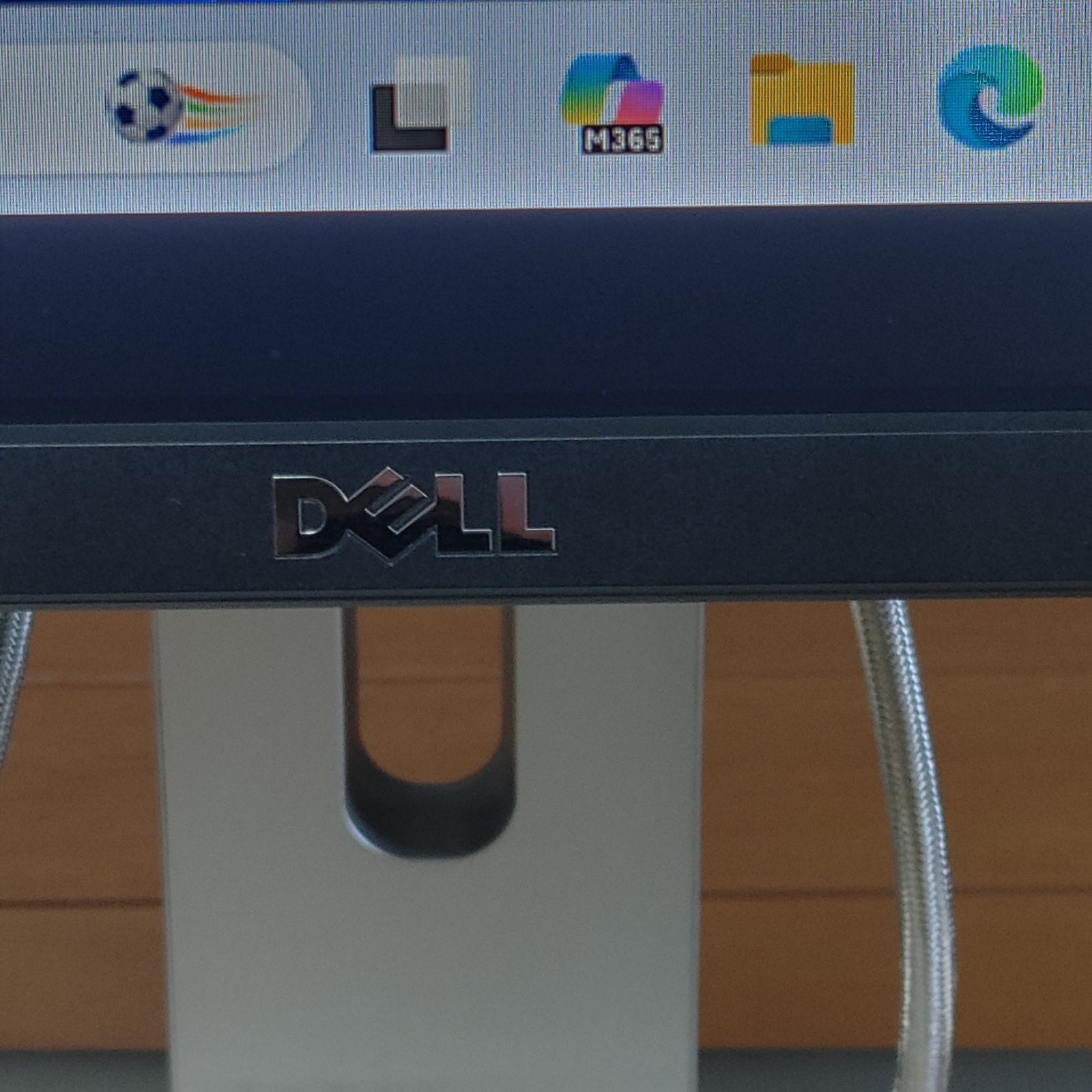 DELL U2415b 24.1インチ WUXGA IPSモニター【動作品】 - メルカリ