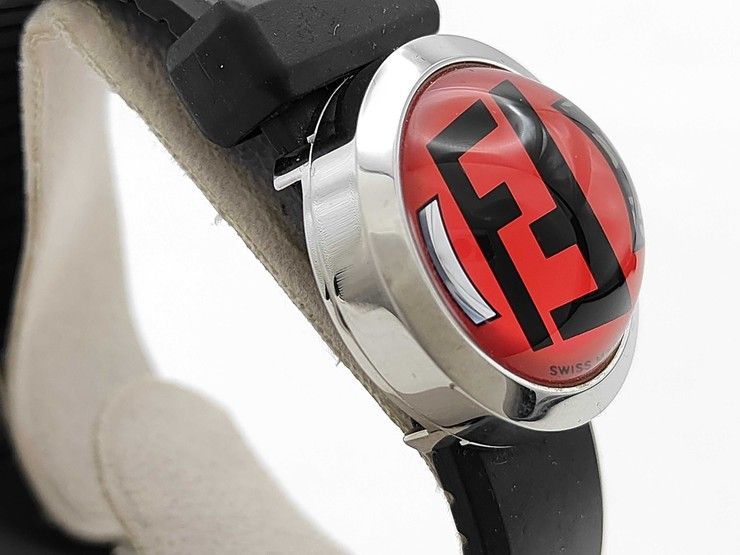 FENDI フェンディ 腕時計 ブースラ 8010L レッド ブラック系