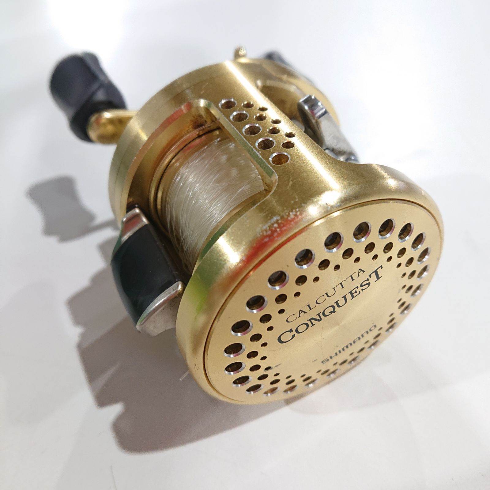 未使用美品　SHIMANO カルカッタコンクエスト101 RH443 SHIMANO シマノ 01カルカッタコンクエスト 101 左 RH443 - メルカリ