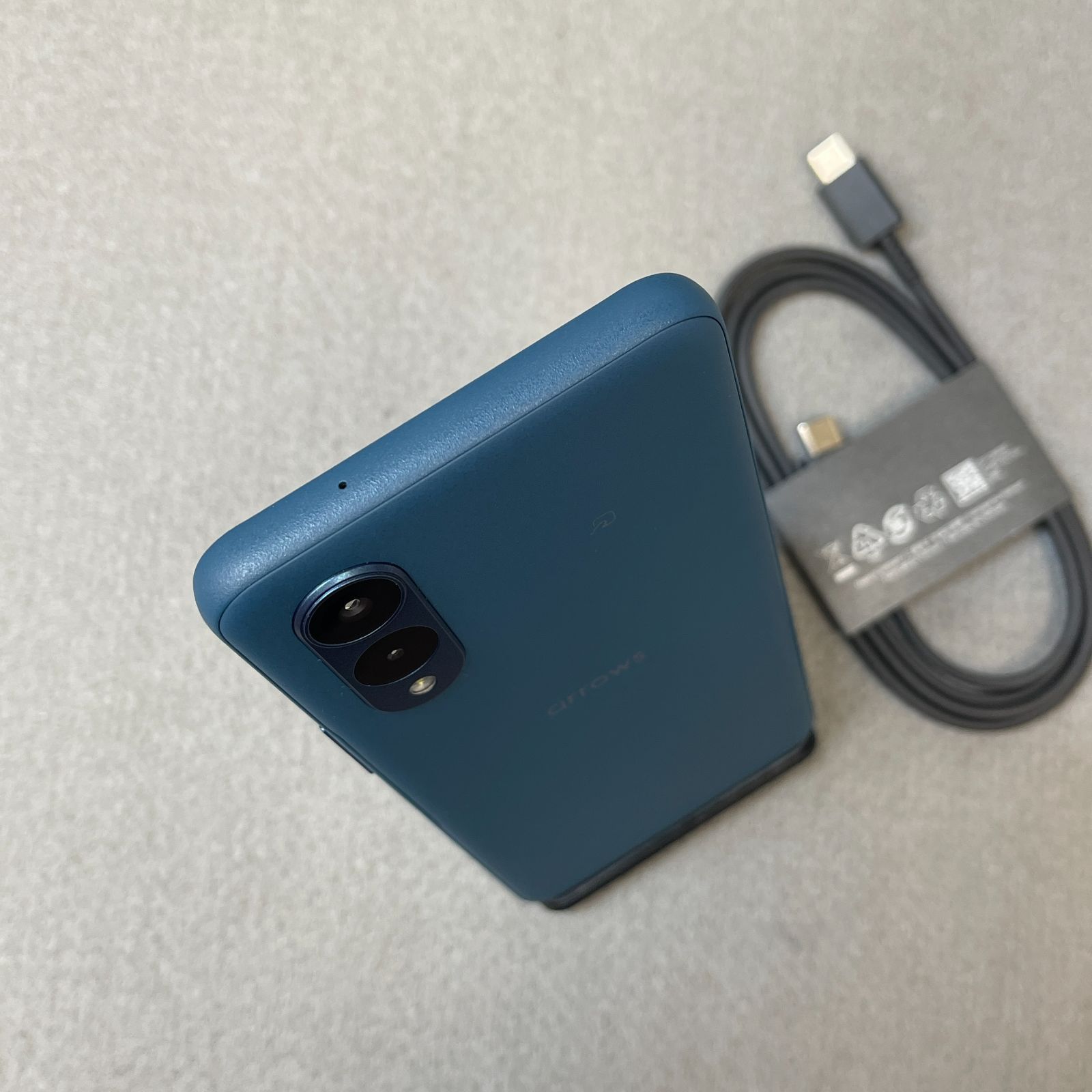 Arrows We2 F-52E 64GB ネイビーグリーン SIMフリー - メルカリ