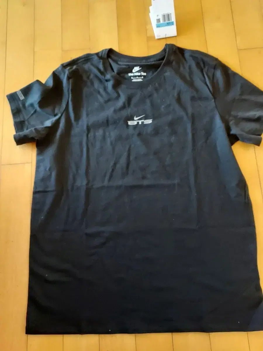 ナイキ BTS 半袖Tシャツ ブラック m