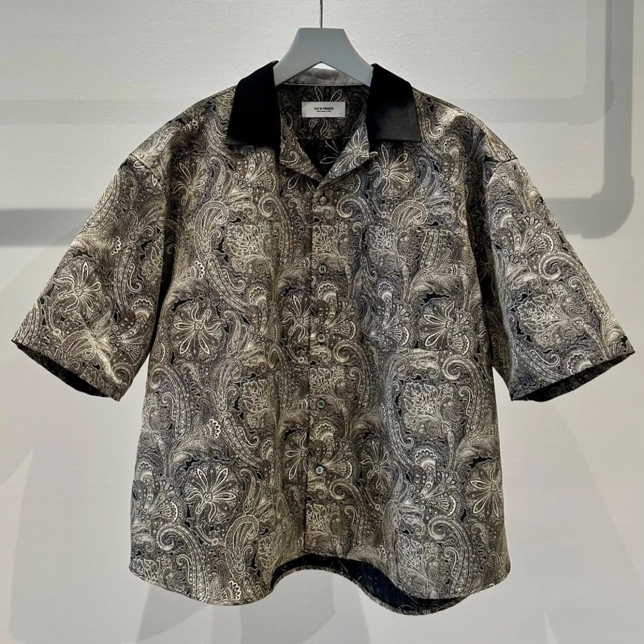 Mercury Mini Button Paisley Black Collar Shirt - JAPAN MADE