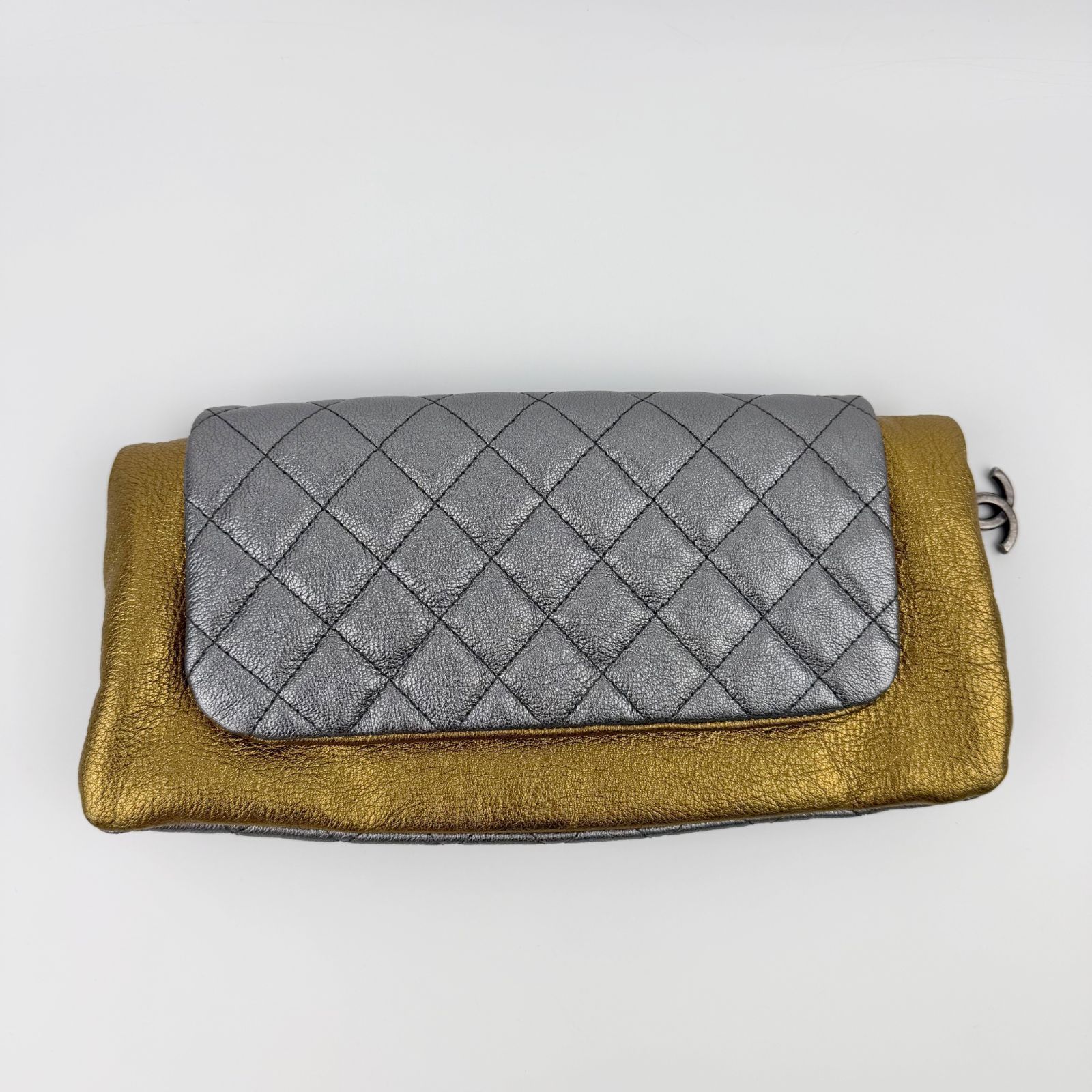 中古】CHANEL シャネル マトラッセ バイカラー ココマーク チャーム