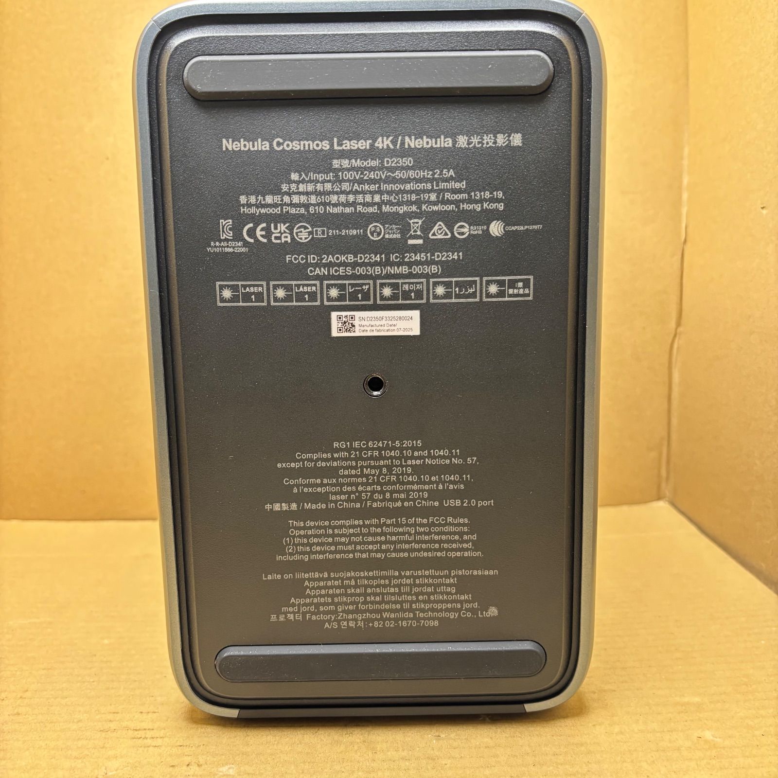 CH2> 中古・動作品 Anker Nebula Cosmos Laser 4K プロジェクター