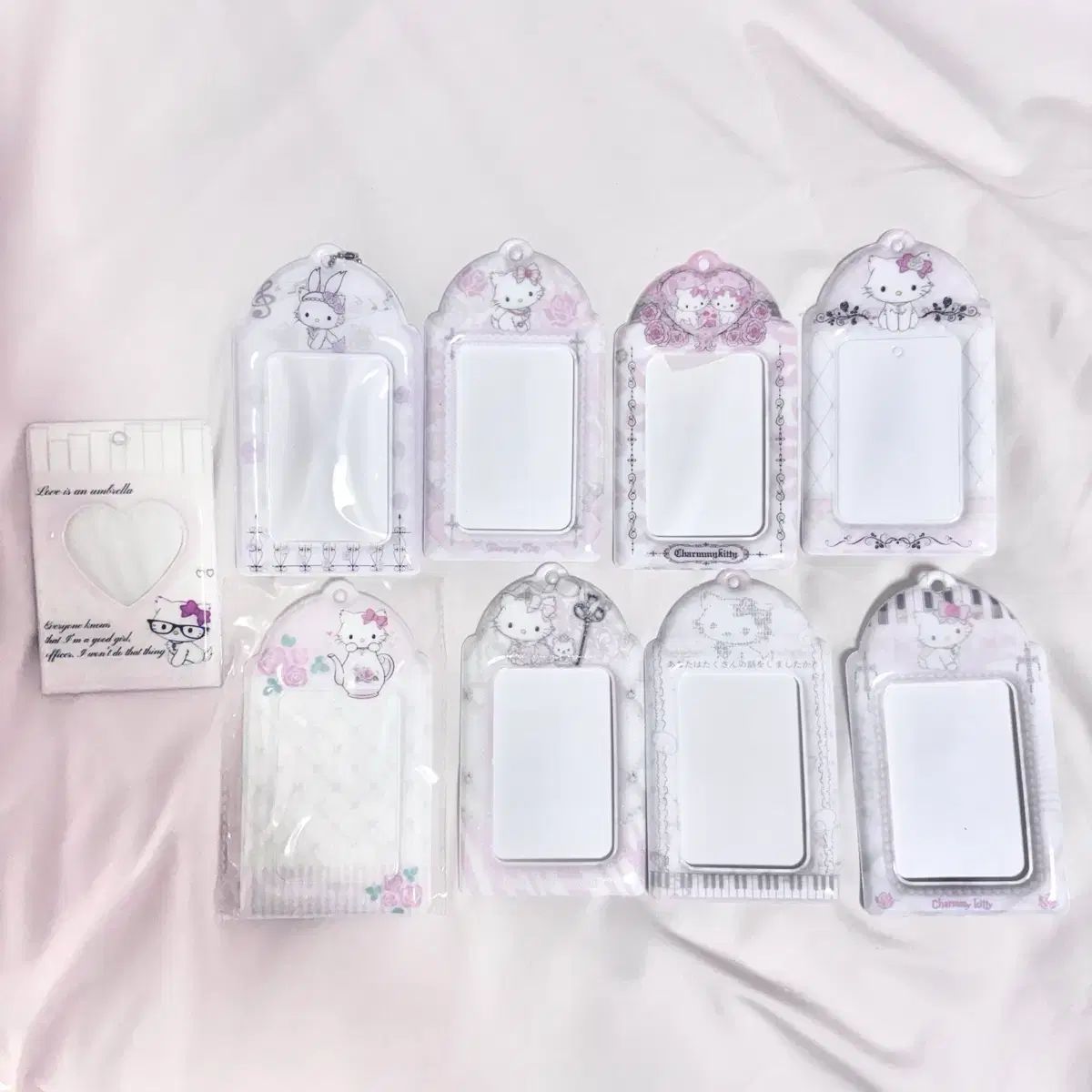 Sanrio チャーミーキティPinterest トレカホルダー KPOP アイドル ぬいぐるみ 姫ギャル