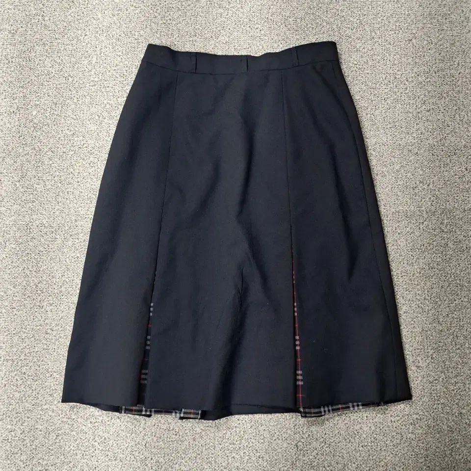 バーバリー スカート
