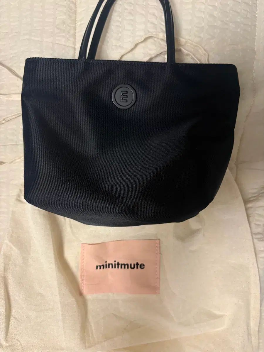 MINITMUTE クロー ミニ ブラック