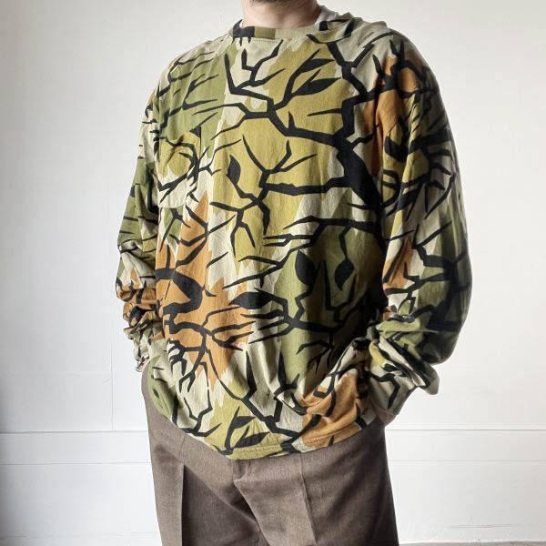 PREDATOR プレデター カモフラージュ 長袖 Tシャツ XL程度 迷彩 ポケT ロンT ビッグサイズ ビンテージ D154-11-0007ZV