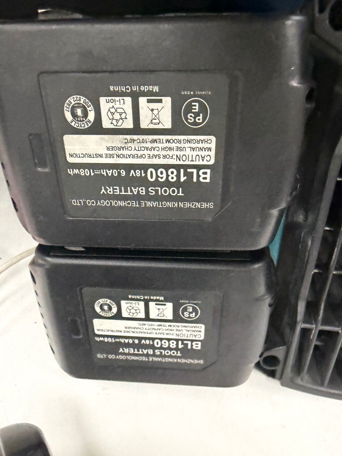 マキタ　makita　mub362d 36Vブロア　バッテリー2個付き　充電器付き