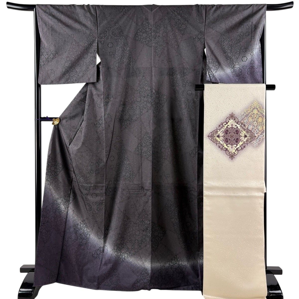 【美品】 付下げ 身丈168.5cm 裄丈66cm M 袷 袋帯セット 大島紬地 証紙 華文 草花 灰紫 正絹 名品 【中古】