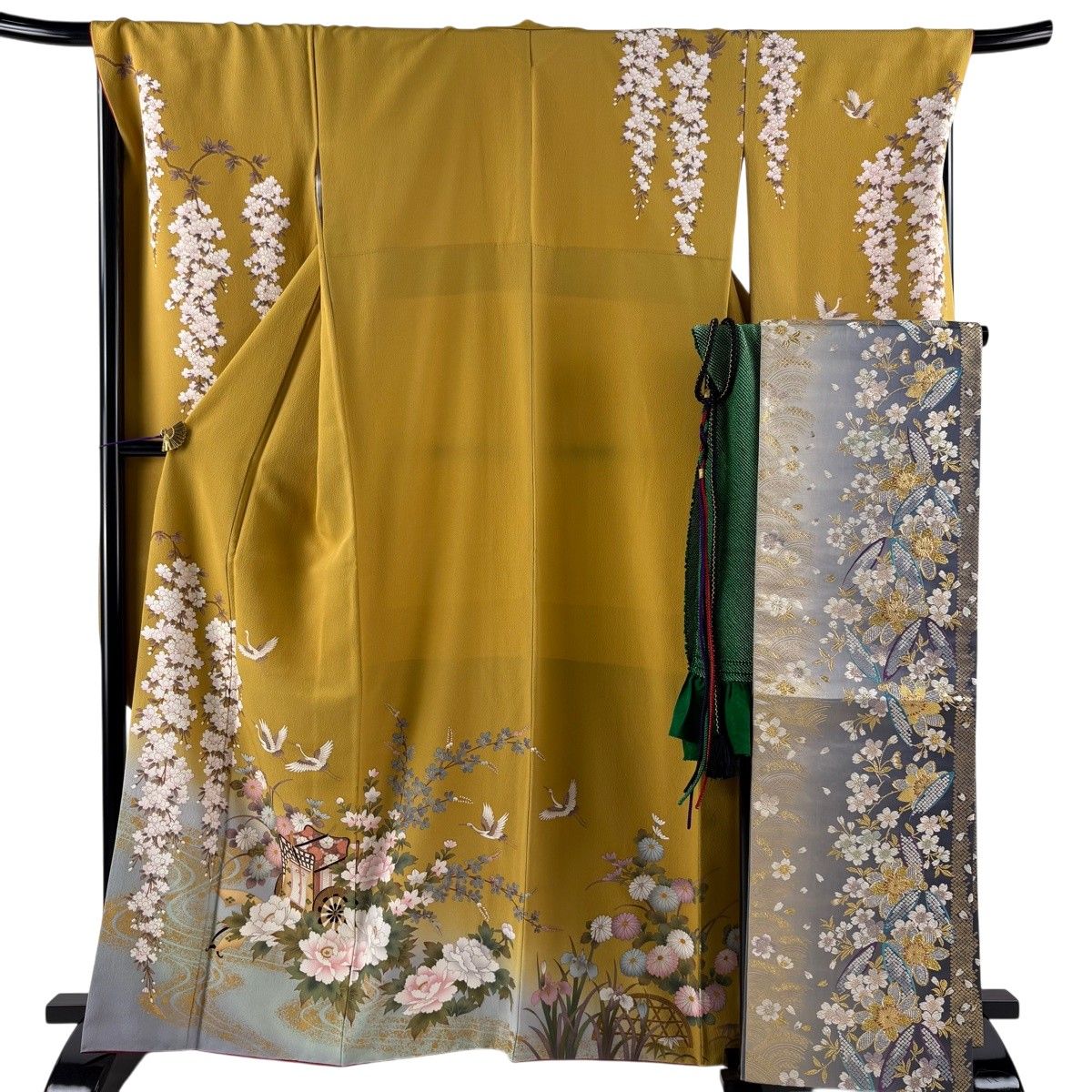 振袖 身丈164cm 裄丈69cm L 袷 袋帯フルセット 御所車 草花 金彩 ぼかし からし色 正絹 秀品 【中古】 15,600円