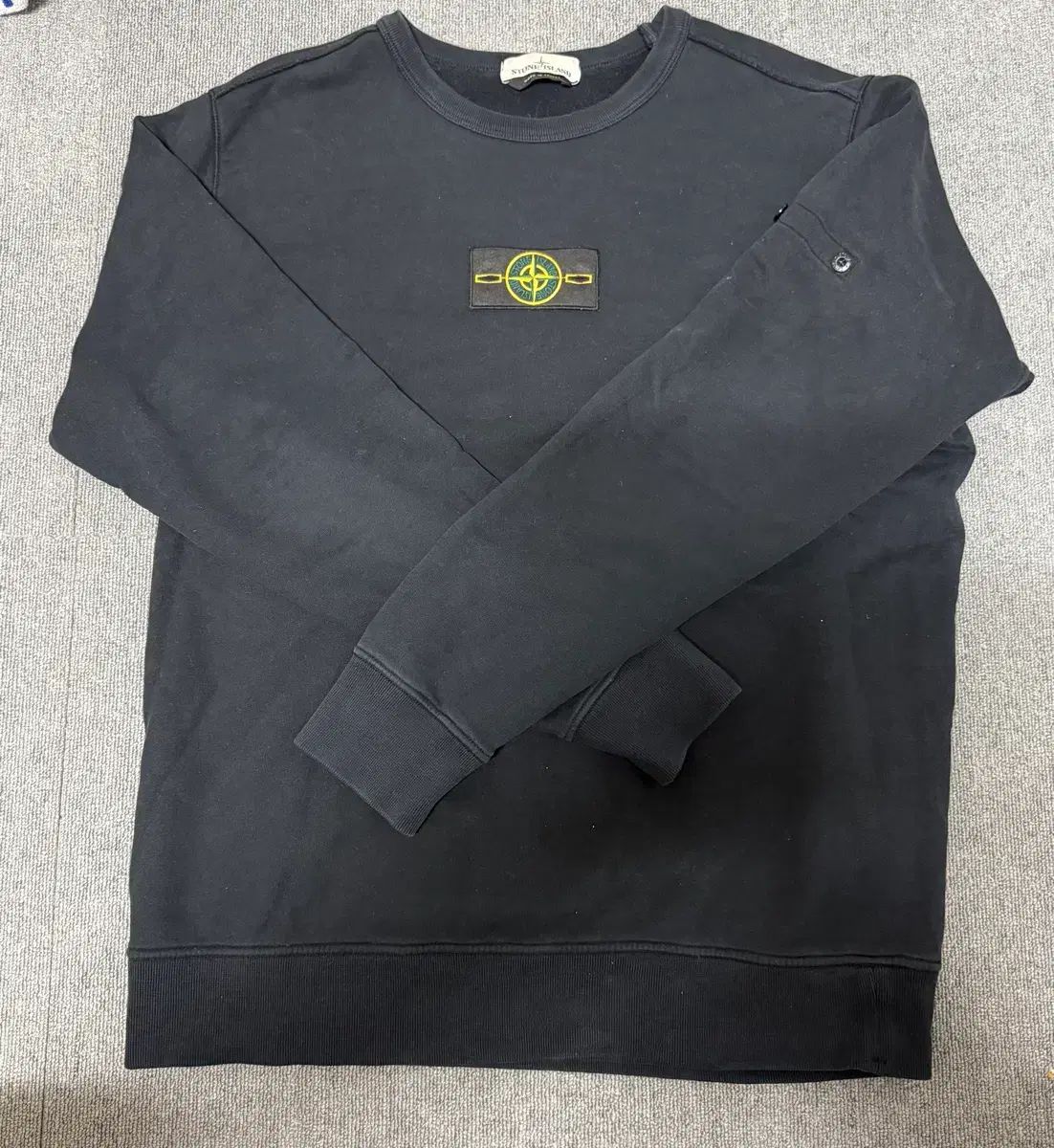 STONE ISLAND ストーンアイランド スウェット ブラック XL