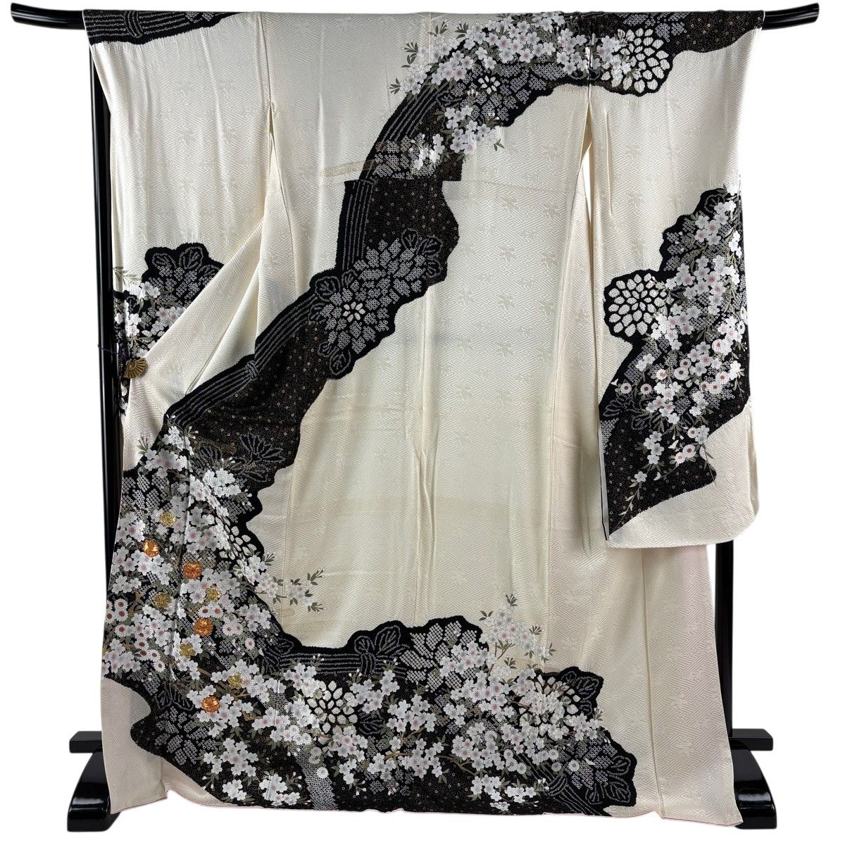 【美品】 振袖 身丈173cm 裄丈69.5cm L 袷 桜 唐草 金糸 絞り クリーム 正絹 名品 【中古】