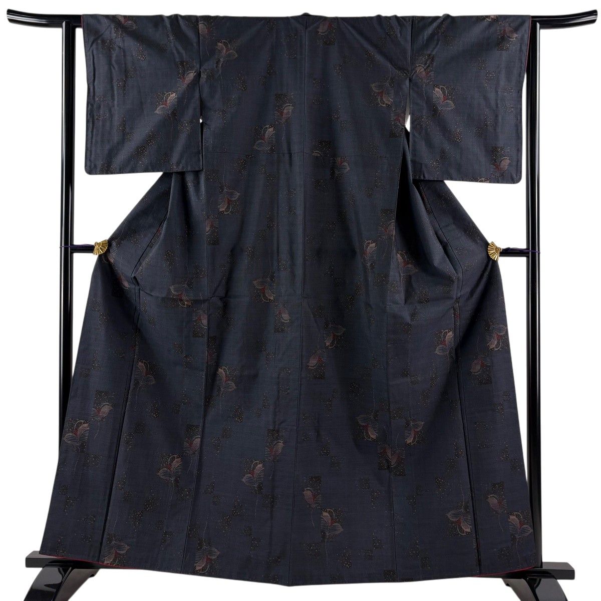 【美品】 大島紬 身丈161cm 裄丈64cm M 袷 純泥染 証紙 草花 濃紺 正絹 秀品 【中古】