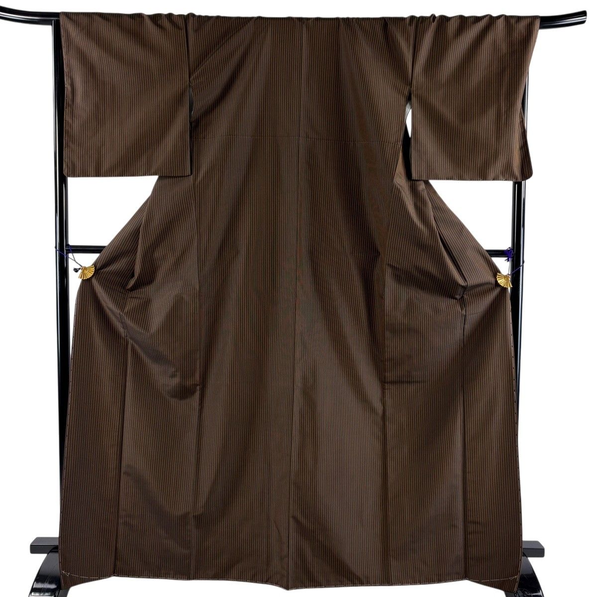 【美品】 紬 身丈169.5cm 裄丈69cm L 袷 本場黄八丈 証紙 縞 焦茶色 正絹 逸品 【中古】