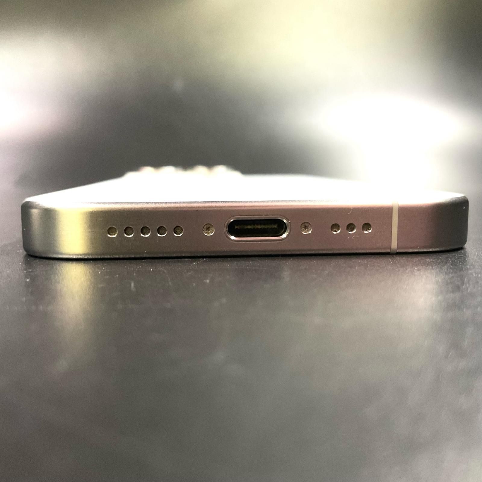 iPhone 15 Pro 128GB ホワイトチタニウム SIMフリー美品 - メルカリ