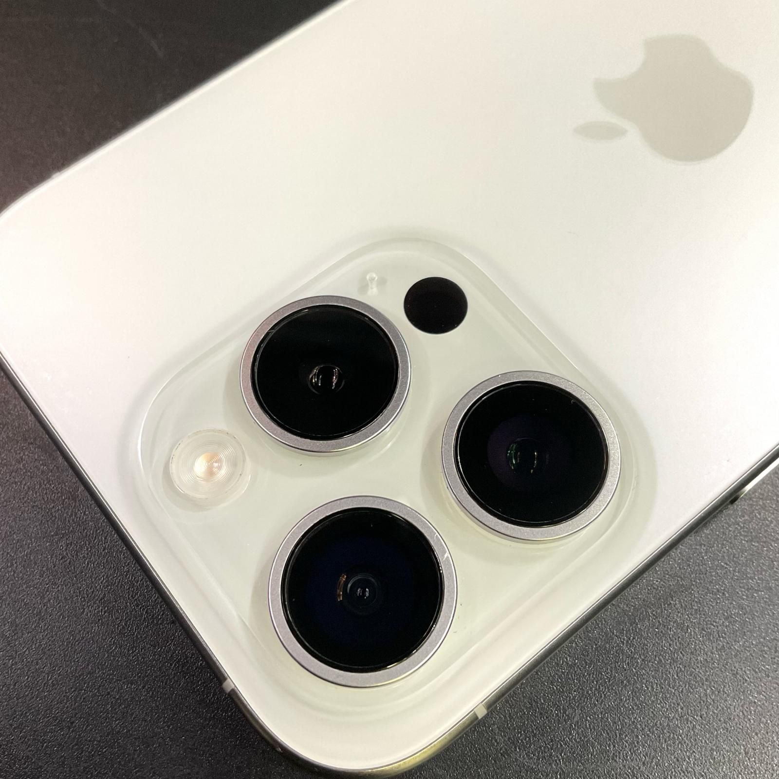 iPhone 15 Pro 128GB ホワイトチタニウム SIMフリー美品 - メルカリ