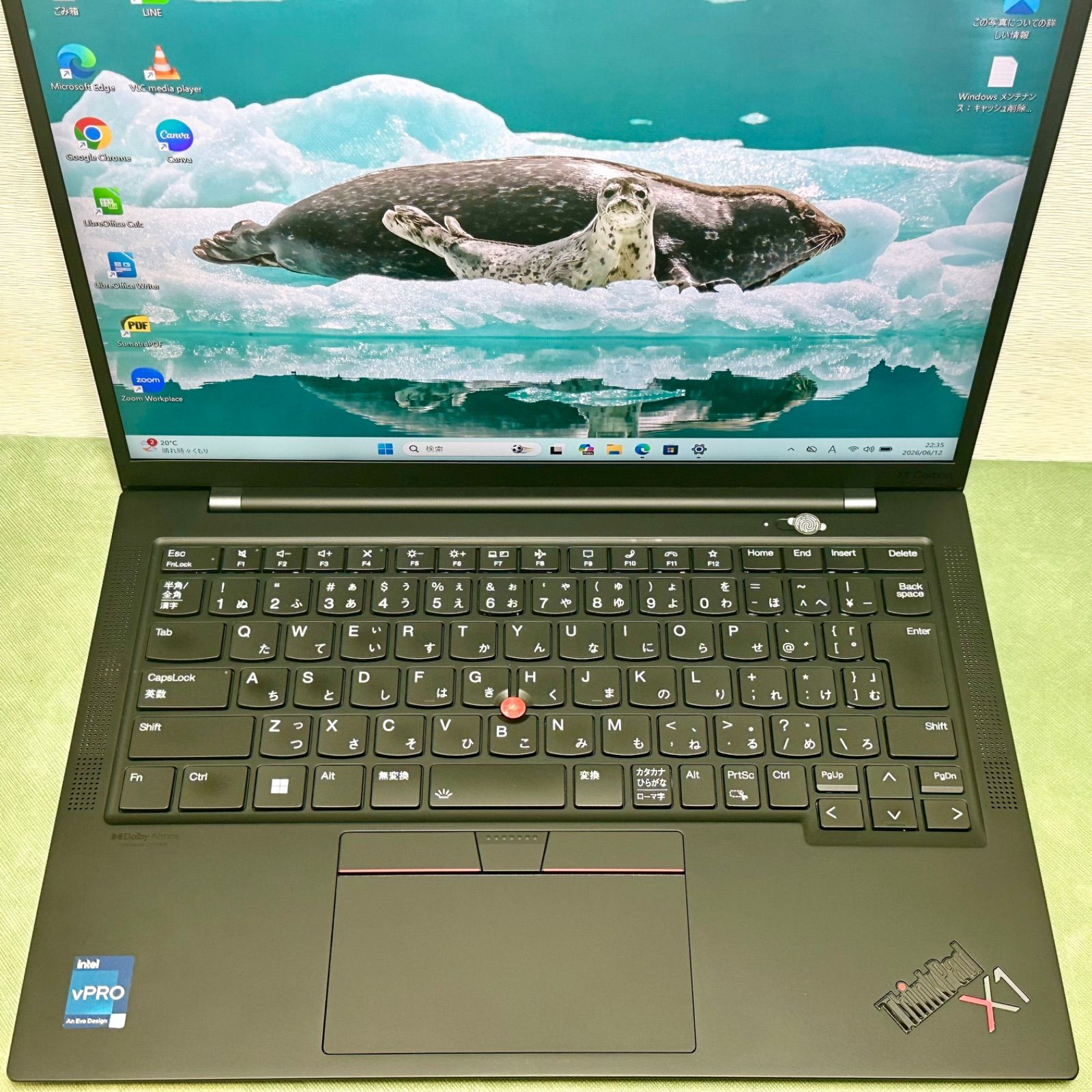ThinkPad X1 Carbon Gen 10/Core i7-1265U 第12世代/16GB/大容量SSD 1TB/2022年製/レノボ/中古 ノートパソコン/保証あり ThinkPad X1 Carbon Gen 10/Core i7-1265U 第12世代/16GB/大容量SSD 1TB/2022年製/レノボ/中古 ノートパソコン/保証あり