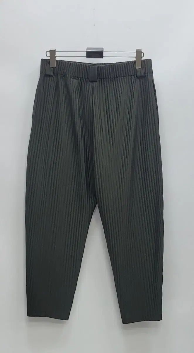 SYSTEM 22SS The HANDSOME システムオム サルエルフィット プリーツ パンツ / 78 ブラック