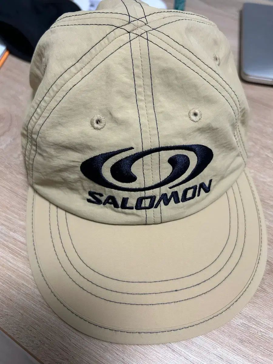 SALOMON サロモン ランニングベースボールキャップ