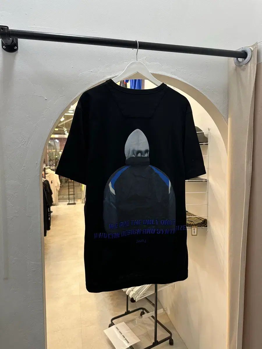 Juun.J カールパンク ビックロゴ 半袖Tシャツ