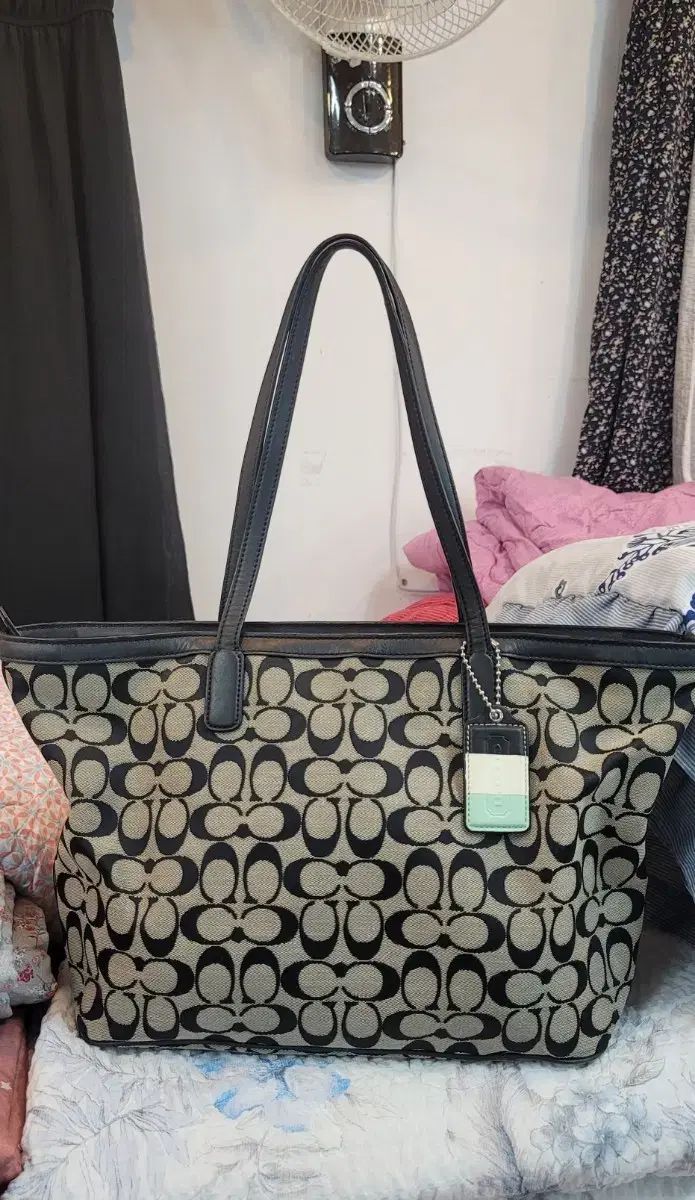COACH シグネチャー トートバッグ