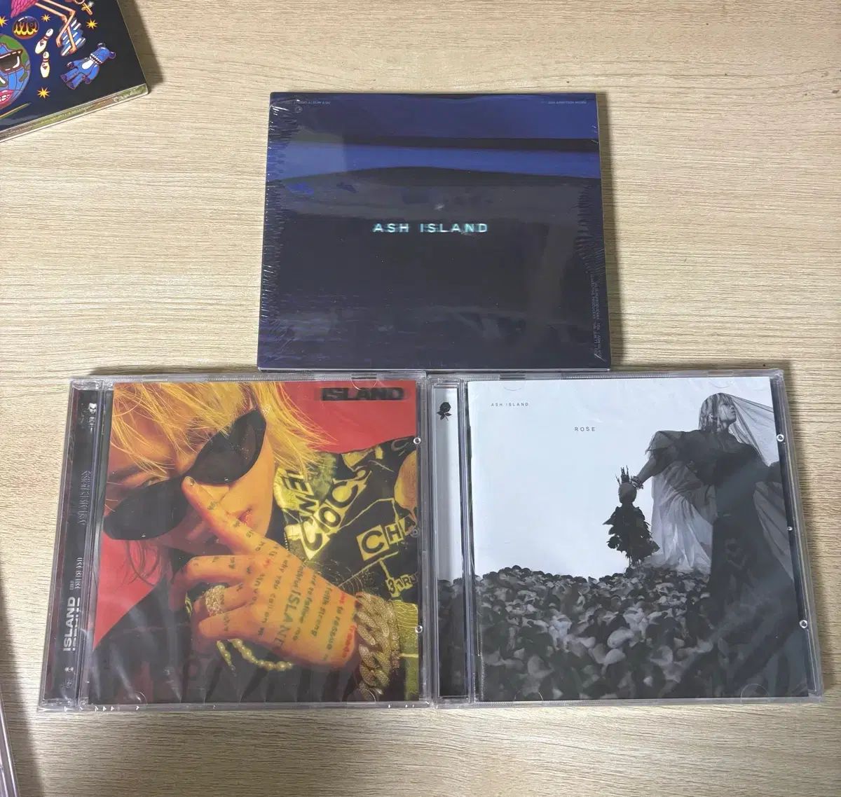未開封 灰 Island アルバム 3 犬 まとめ売り 出品 ash island rose