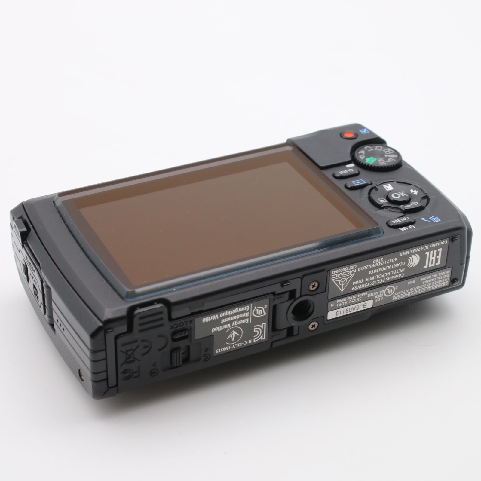 極上品】 OLYMPUS Tough TG-6 ブラック 1200万画素CMOS F2.0 15m 防水 