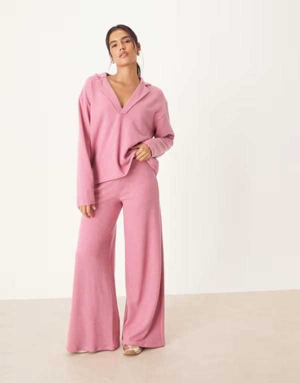 エイソス レディース ボトムス カジュアルパンツ ワイドレッグ パンツ ASOS DESIGN soft touch wide leg pants part of a set PINK ピンク