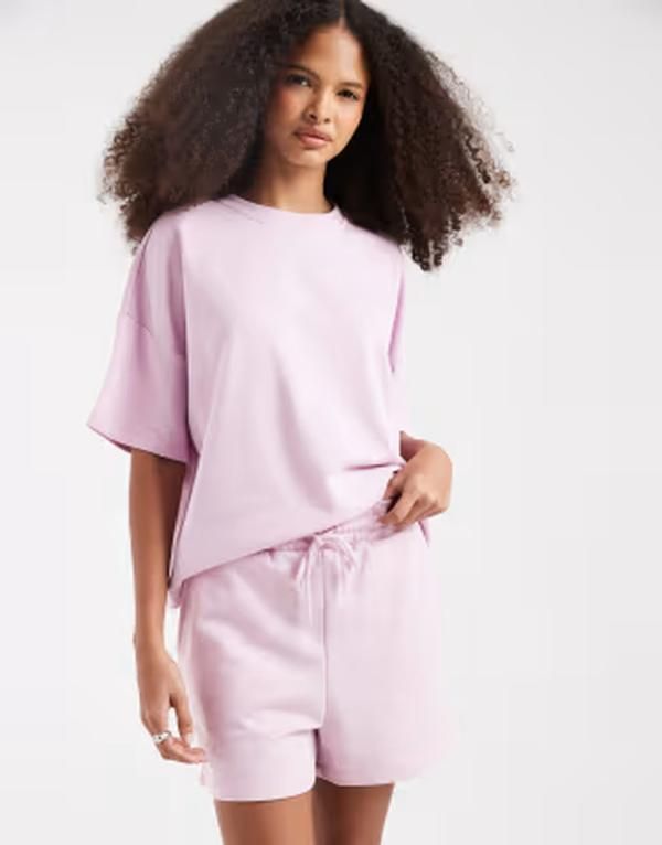 ピーシーズ レディース ボトムス ハーフパンツ・ショーツ ハイウエスト ショートパンツ Pieces high waist sweat shorts in light pink part of a s
