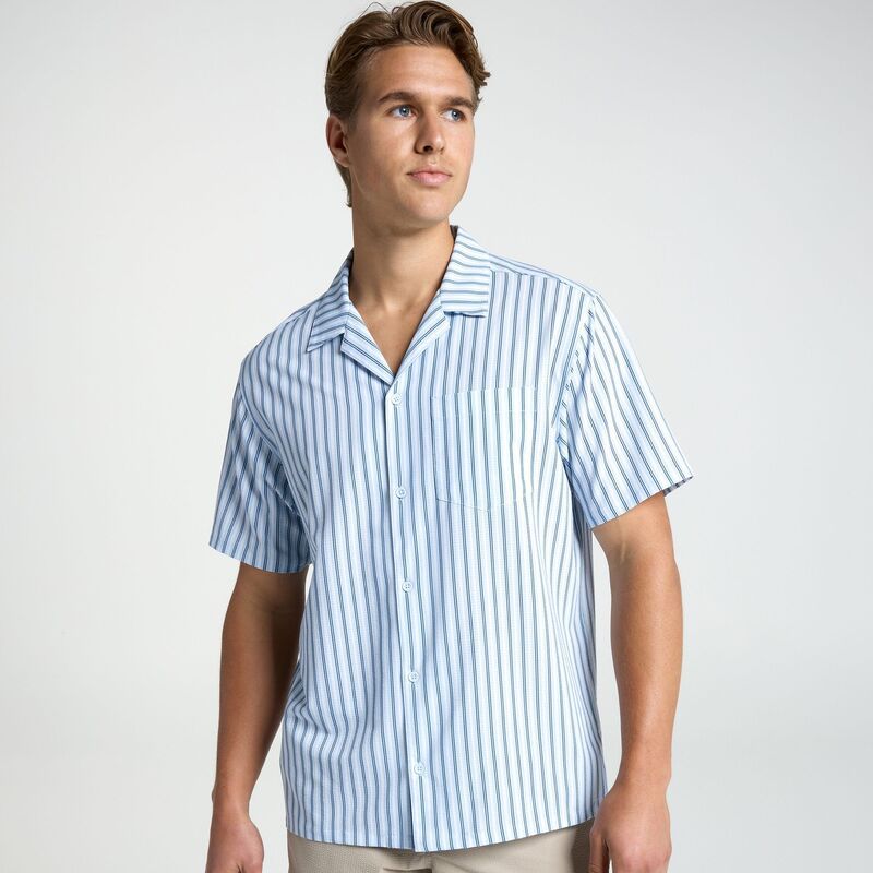 ヴァースト メンズ トップス シャツ VRST Mens Performance Resort Shirt Light Blue Stripe ブルー
