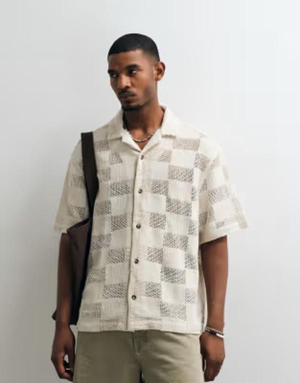 エイソス メンズ トップス シャツ ASOS DESIGN oversized crochet shirt BEIGE ベージュ